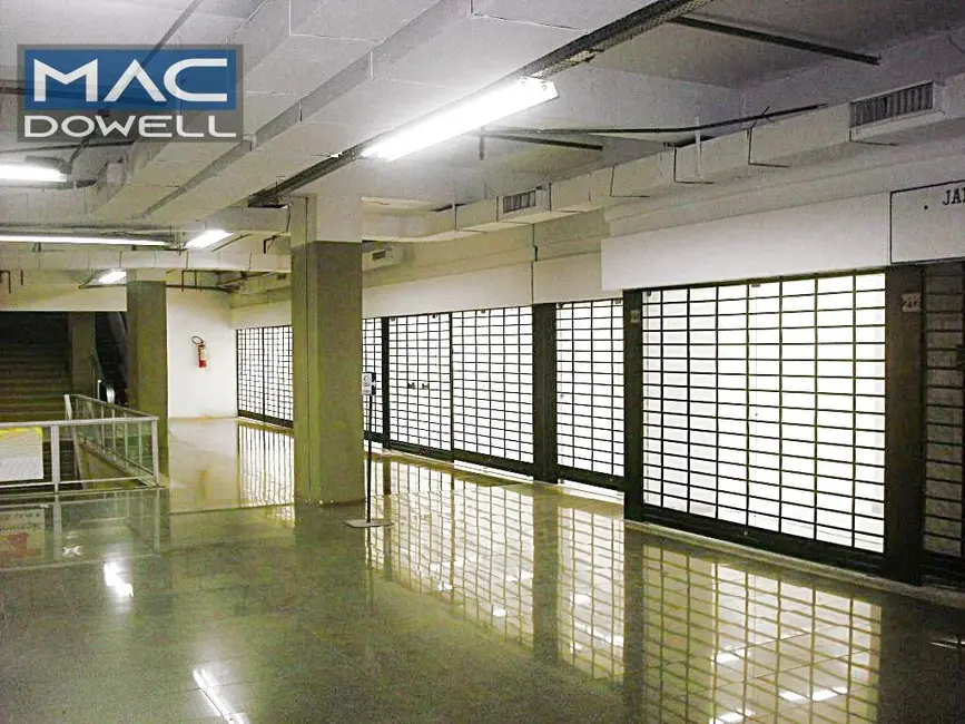 Loja para alugar, 910m2 em Madureira, Rio De Janeiro - RJ - imagem 6 Foto 6 de Loja para alugar, 910m2 em Madureira, Rio De Janeiro - RJ