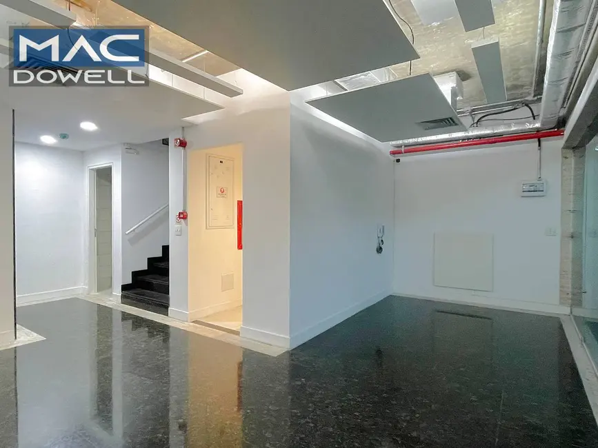 Sala Comercial para alugar, 354m2 em Botafogo, Rio De Janeiro - RJ - imagem 3 Foto 3 de Sala Comercial para alugar, 354m2 em Botafogo, Rio De Janeiro - RJ