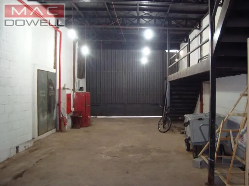 Sala Comercial à venda e para alugar, 554m2 em Rio De Janeiro - RJ - imagem 3 Foto 3 de Sala Comercial à venda e para alugar, 554m2 em Rio De Janeiro - RJ