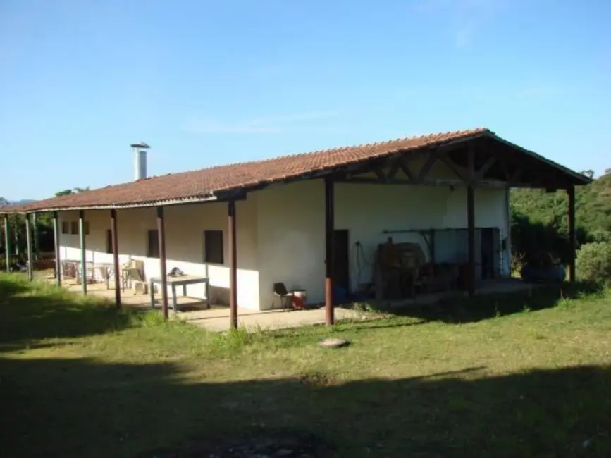 Foto 1 de Terreno / Lote à venda, 16090m2 em Centro, Aracariguama - SP