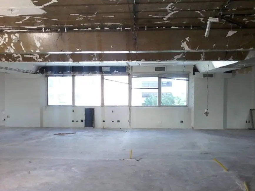 Sala Comercial à venda e para alugar, 190m2 em São Paulo - SP - imagem 4 Foto 4 de Sala Comercial à venda e para alugar, 190m2 em São Paulo - SP