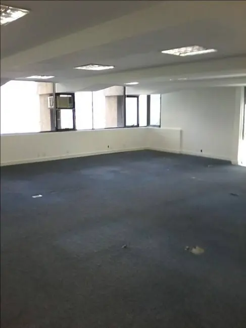 Foto 6 de Sala Comercial à venda e para alugar, 212m2 em São Paulo - SP