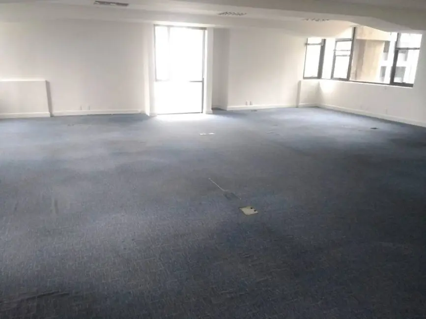 Foto 2 de Sala Comercial à venda e para alugar, 212m2 em São Paulo - SP