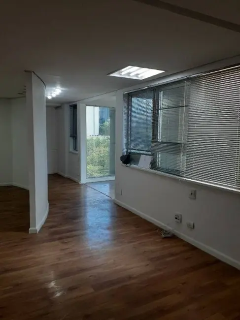 Foto 1 de Sala Comercial à venda e para alugar, 204m2 em Cidade Monções, São Paulo - SP