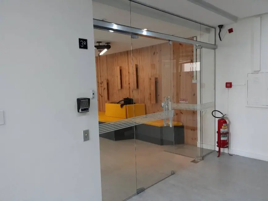 Sala Comercial à venda e para alugar, 286m2 em Vila Olímpia, São Paulo - SP - imagem 3 Foto 3 de Sala Comercial à venda e para alugar, 286m2 em Vila Olímpia, São Paulo - SP