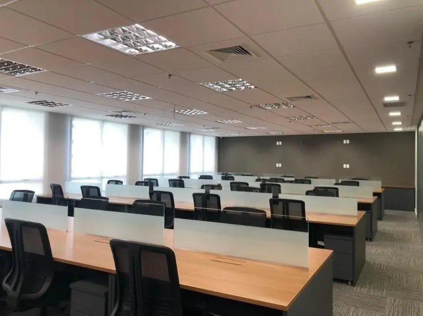 Foto 1 de Sala Comercial para alugar, 300m2 em Vila Olímpia, São Paulo - SP