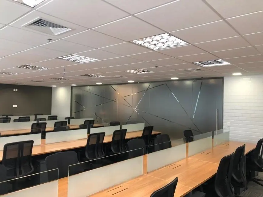 Foto 9 de Sala Comercial para alugar, 300m2 em Vila Olímpia, São Paulo - SP