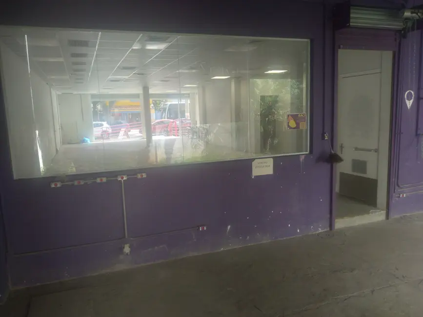 Armazém / Galpão para alugar, 324m2 em Pinheiros, São Paulo - SP - imagem 9 Foto 9 de Armazém / Galpão para alugar, 324m2 em Pinheiros, São Paulo - SP