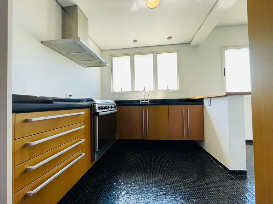 Foto 7 de Apartamento com 3 quartos à venda e para alugar, 215m2 em Sumaré, São Paulo - SP