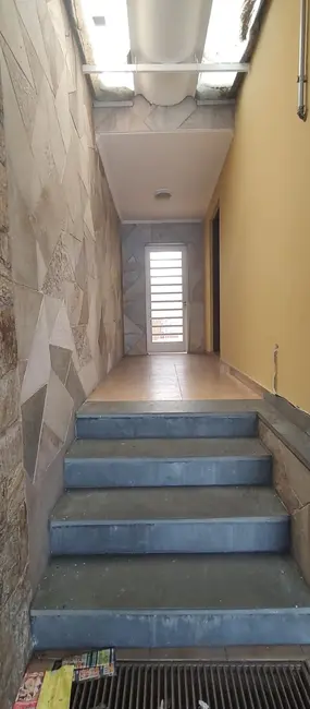 Foto 2 de Casa com 4 quartos à venda, 136m2 em Parque Vitória, São Paulo - SP