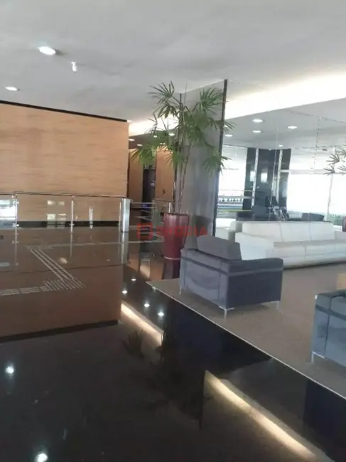 Sala Comercial à venda e para alugar, 2844m2 em Jardim São Luís, São Paulo - SP - imagem 3 Foto 3 de Sala Comercial à venda e para alugar, 2844m2 em Jardim São Luís, São Paulo - SP