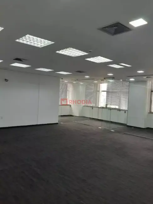 Sala Comercial à venda e para alugar, 188m2 em Brooklin Paulista, São Paulo - SP - imagem 8 Foto 8 de Sala Comercial à venda e para alugar, 188m2 em Brooklin Paulista, São Paulo - SP