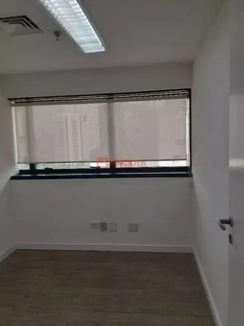 Foto 8 de Sala Comercial para alugar, 90m2 em Vila Olímpia, São Paulo - SP