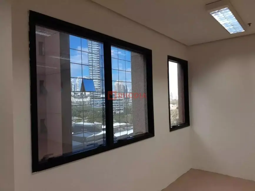 Sala Comercial à venda e para alugar, 74m2 em Vila Olímpia, São Paulo - SP - imagem 4 Foto 4 de Sala Comercial à venda e para alugar, 74m2 em Vila Olímpia, São Paulo - SP