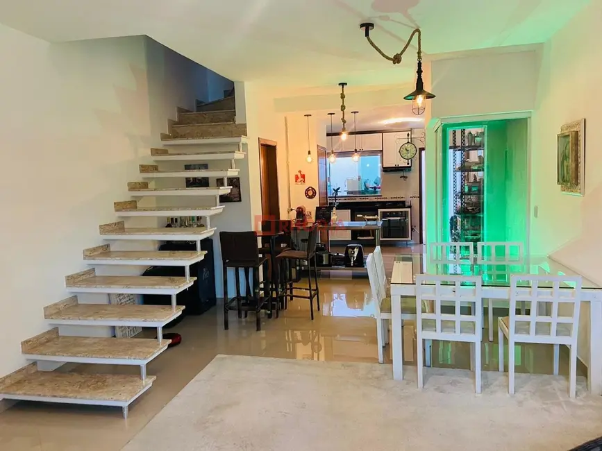 Casa com 3 quartos à venda, 180m2 em Horto Florestal, São Paulo - SP - imagem 5 Foto 5 de Casa com 3 quartos à venda, 180m2 em Horto Florestal, São Paulo - SP