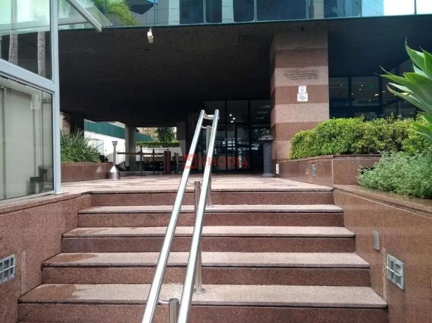 Foto 2 de Sala Comercial à venda e para alugar, 200m2 em Vila Olímpia, São Paulo - SP