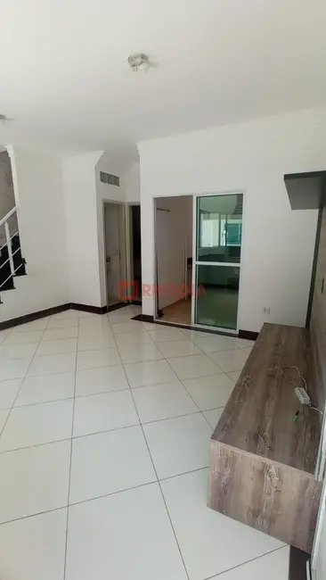 Casa com 3 quartos à venda, 100m2 em Vila Mazzei, São Paulo - SP - imagem 5 Foto 5 de Casa com 3 quartos à venda, 100m2 em Vila Mazzei, São Paulo - SP