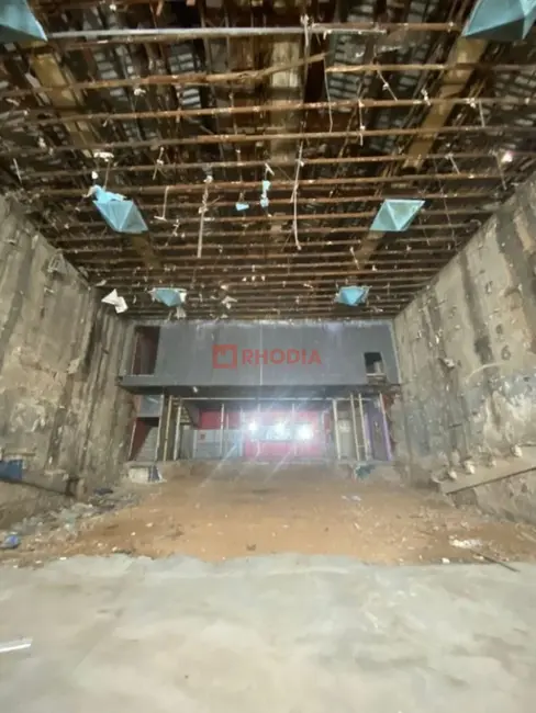 Armazém / Galpão para alugar, 322m2 em Santa Efigênia, São Paulo - SP - imagem 4 Foto 4 de Armazém / Galpão para alugar, 322m2 em Santa Efigênia, São Paulo - SP