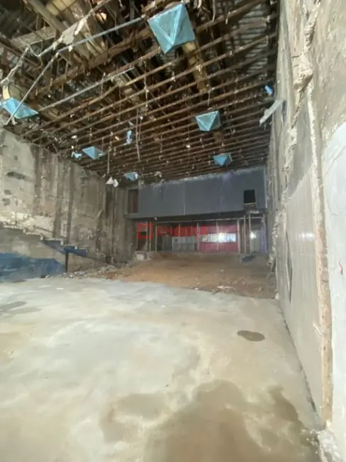 Armazém / Galpão para alugar, 322m2 em Santa Efigênia, São Paulo - SP - imagem 5 Foto 5 de Armazém / Galpão para alugar, 322m2 em Santa Efigênia, São Paulo - SP