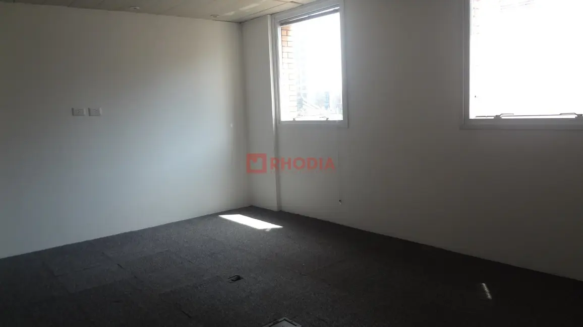 Foto 4 de Sala Comercial para alugar, 200m2 em Vila Olímpia, São Paulo - SP