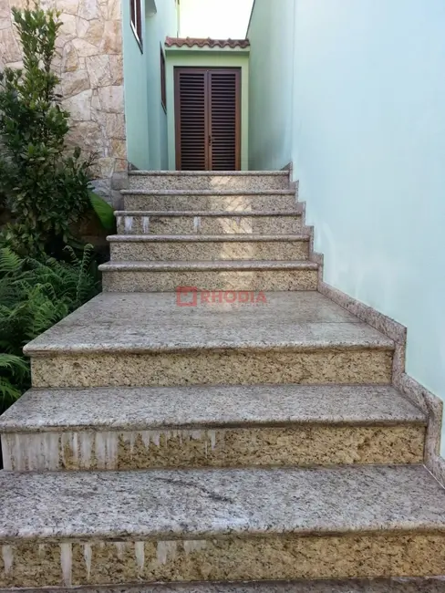 Foto 4 de Casa com 4 quartos à venda, 330m2 em Vila Romero, São Paulo - SP