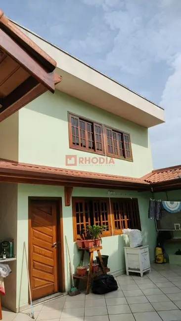 Foto 2 de Casa com 4 quartos à venda, 330m2 em Vila Romero, São Paulo - SP