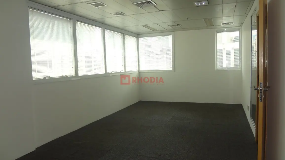 Foto 9 de Sala Comercial para alugar, 400m2 em Vila Olímpia, São Paulo - SP