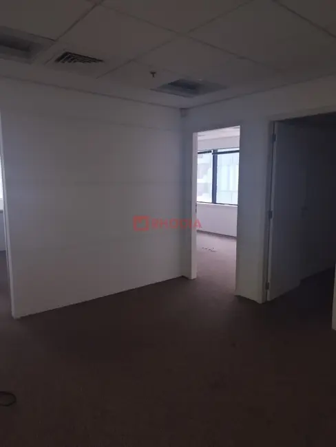 Foto 2 de Sala Comercial para alugar, 62m2 em Itaim Bibi, São Paulo - SP