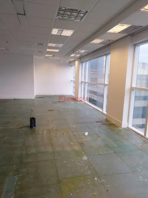 Sala Comercial para alugar, 378m2 em Vila Olímpia, São Paulo - SP - imagem 9 Foto 9 de Sala Comercial para alugar, 378m2 em Vila Olímpia, São Paulo - SP