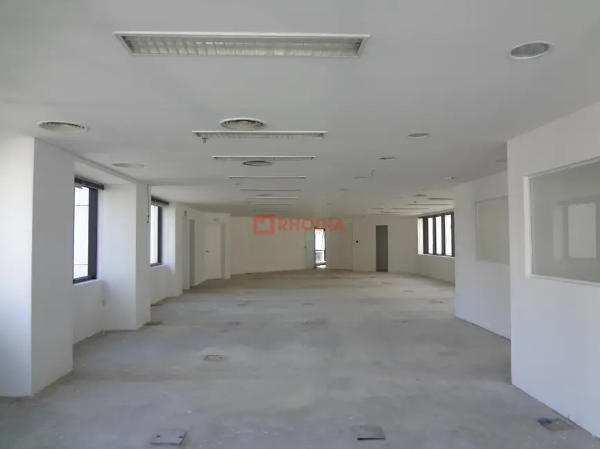 Foto 1 de Sala Comercial para alugar, 223m2 em Cidade Monções, São Paulo - SP