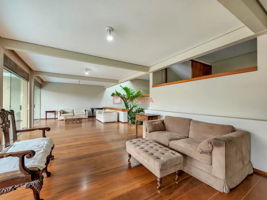 Casa com 5 quartos à venda, 900m2 em Paineiras do Morumbi, São Paulo - SP - imagem 3 Foto 3 de Casa com 5 quartos à venda, 900m2 em Paineiras do Morumbi, São Paulo - SP