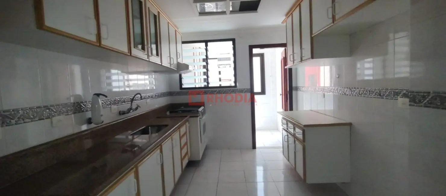 Apartamento com 2 quartos à venda, 96m2 em Guilhermina, Praia Grande - SP - imagem 4 Foto 4 de Apartamento com 2 quartos à venda, 96m2 em Guilhermina, Praia Grande - SP
