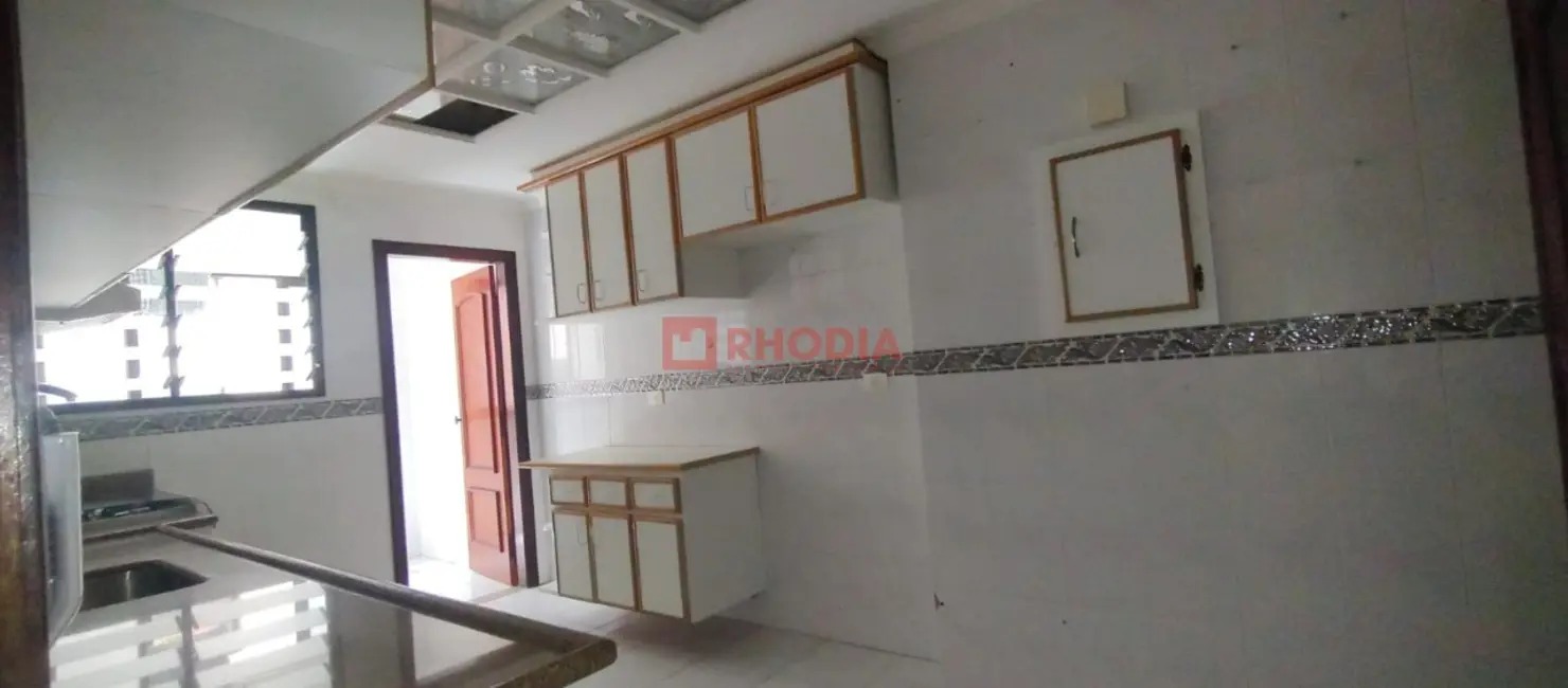 Apartamento com 2 quartos à venda, 96m2 em Guilhermina, Praia Grande - SP - imagem 7 Foto 7 de Apartamento com 2 quartos à venda, 96m2 em Guilhermina, Praia Grande - SP