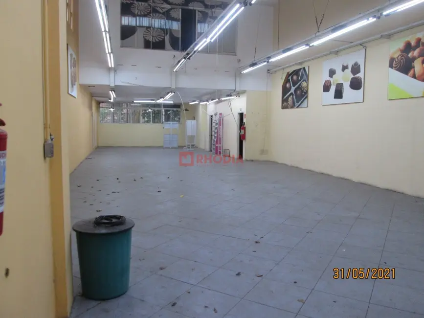Foto 3 de Armazém / Galpão à venda e para alugar, 600m2 em Vila Pompéia, São Paulo - SP
