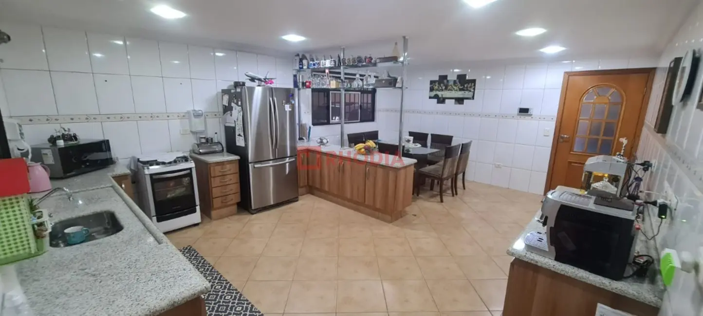 Casa com 3 quartos à venda, 202m2 em Vila Sorocabana, Guarulhos - SP - imagem 9 Foto 9 de Casa com 3 quartos à venda, 202m2 em Vila Sorocabana, Guarulhos - SP