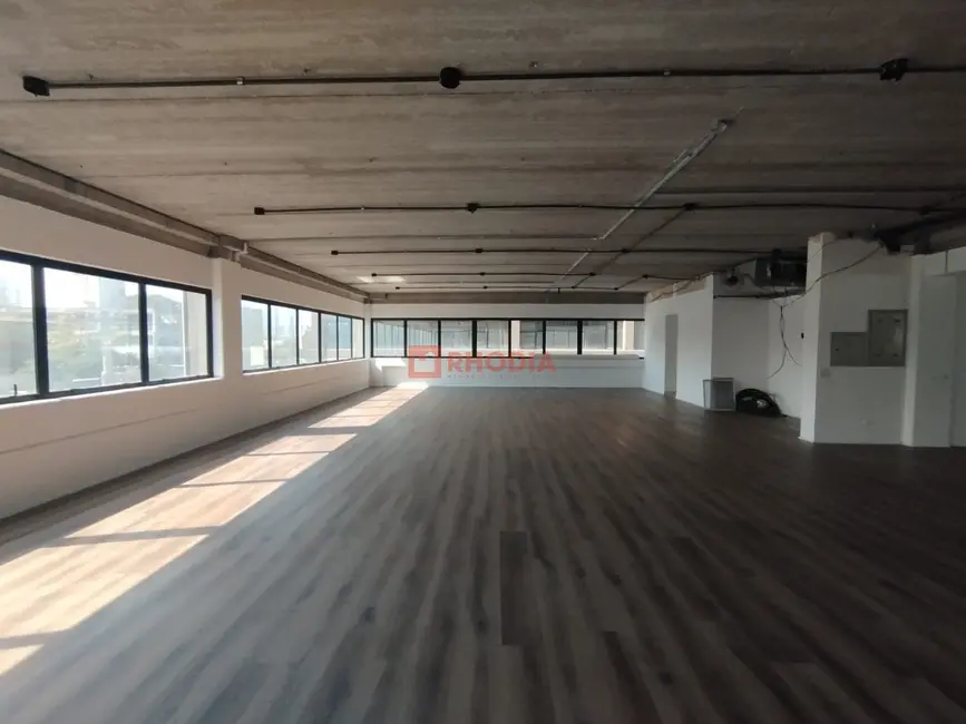Sala Comercial para alugar, 356m2 em Água Branca, São Paulo - SP - imagem 7 Foto 7 de Sala Comercial para alugar, 356m2 em Água Branca, São Paulo - SP