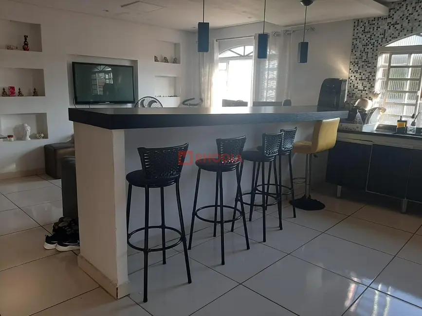 Foto 1 de Casa com 4 quartos à venda, 240m2 em Vila Medeiros, São Paulo - SP