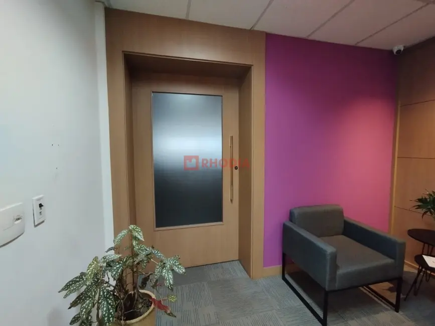 Foto 2 de Sala Comercial para alugar, 178m2 em Água Branca, São Paulo - SP