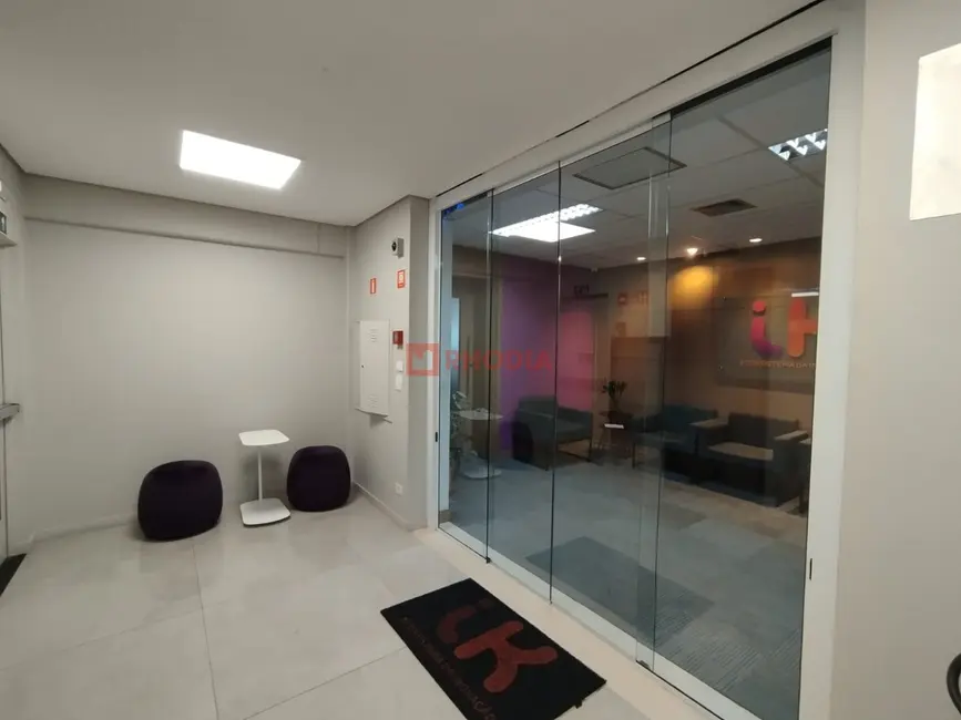 Foto 1 de Sala Comercial para alugar, 178m2 em Água Branca, São Paulo - SP