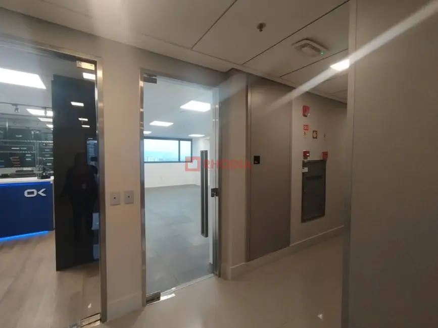 Foto 3 de Sala Comercial para alugar, 93m2 em Várzea da Barra Funda, São Paulo - SP