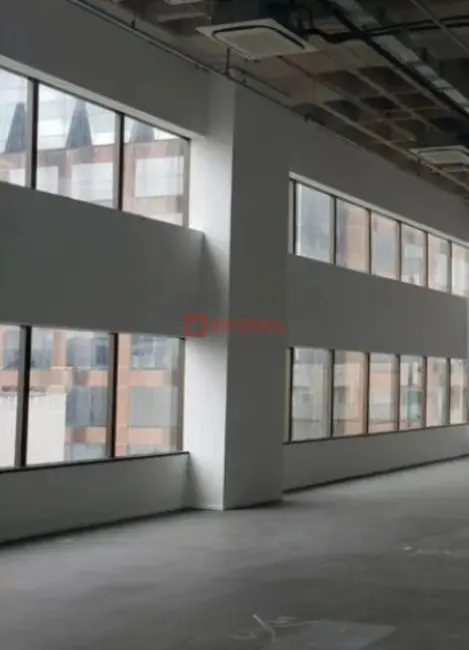 Sala Comercial para alugar, 377m2 em Vila Olímpia, São Paulo - SP - imagem 4 Foto 4 de Sala Comercial para alugar, 377m2 em Vila Olímpia, São Paulo - SP