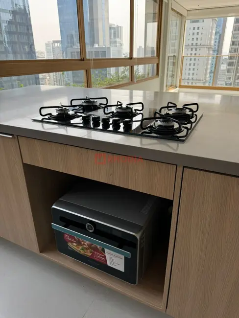 Apartamento com 3 quartos para alugar, 147m2 em Itaim Bibi, São Paulo - SP - imagem 6 Foto 6 de Apartamento com 3 quartos para alugar, 147m2 em Itaim Bibi, São Paulo - SP