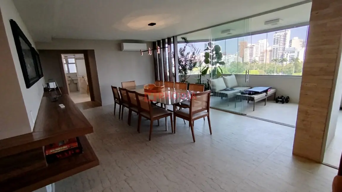 Foto 6 de Apartamento com 4 quartos para alugar, 272m2 em Jardim Europa, São Paulo - SP