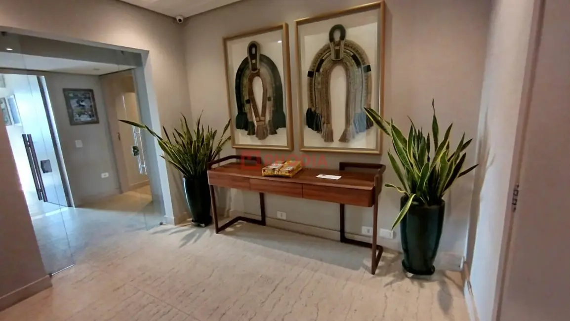 Foto 1 de Apartamento com 4 quartos para alugar, 272m2 em Jardim Europa, São Paulo - SP
