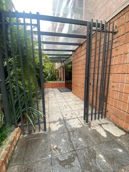 Sala Comercial à venda, 45m2 em Itaim Bibi, São Paulo - SP - imagem 2 Foto 2 de Sala Comercial à venda, 45m2 em Itaim Bibi, São Paulo - SP