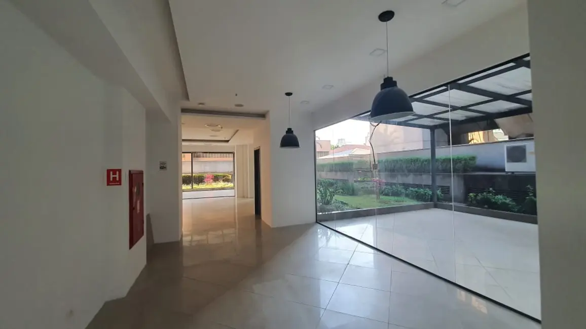 Loja à venda e para alugar, 218m2 em Vila Olímpia, São Paulo - SP - imagem 5 Foto 5 de Loja à venda e para alugar, 218m2 em Vila Olímpia, São Paulo - SP