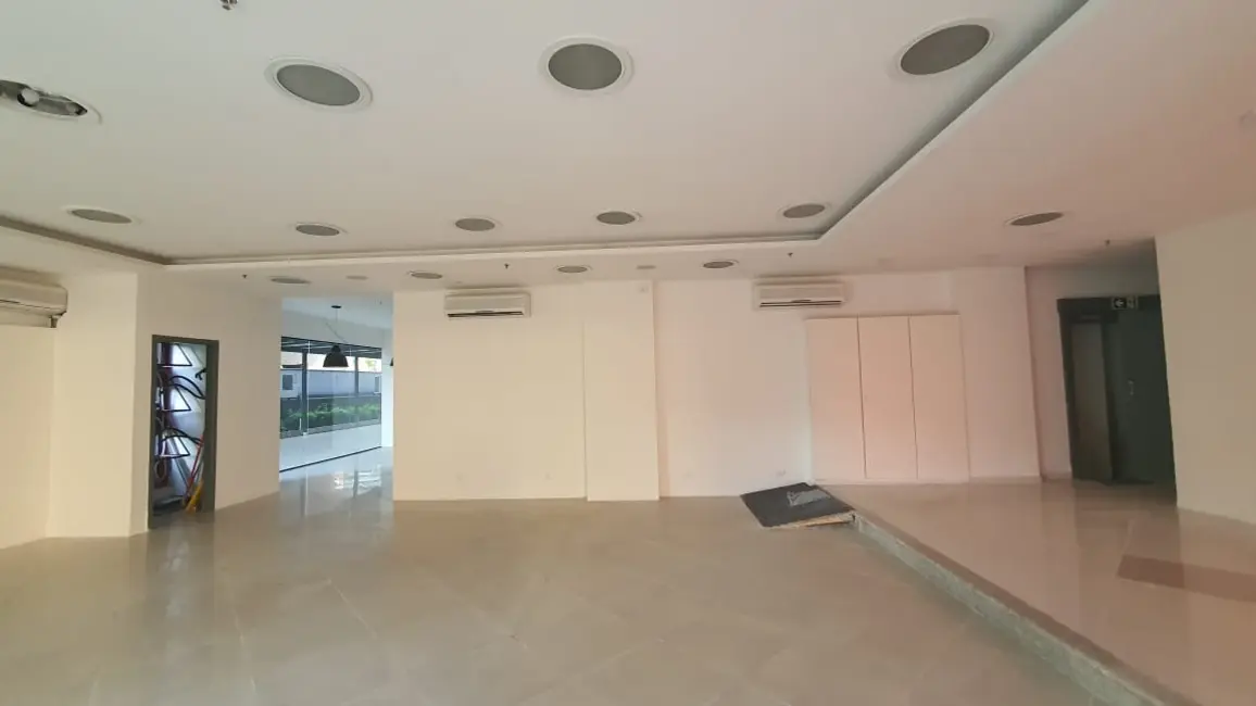 Loja à venda e para alugar, 218m2 em Vila Olímpia, São Paulo - SP - imagem 6 Foto 6 de Loja à venda e para alugar, 218m2 em Vila Olímpia, São Paulo - SP