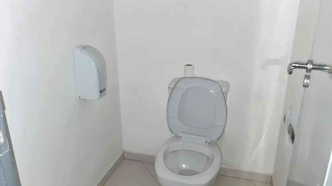 Loja à venda e para alugar, 218m2 em Vila Olímpia, São Paulo - SP - imagem 3 Foto 3 de Loja à venda e para alugar, 218m2 em Vila Olímpia, São Paulo - SP
