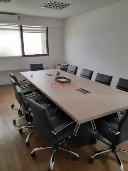 Sala Comercial à venda e para alugar, 133m2 em Vila Olímpia, São Paulo - SP - imagem 8 Foto 8 de Sala Comercial à venda e para alugar, 133m2 em Vila Olímpia, São Paulo - SP