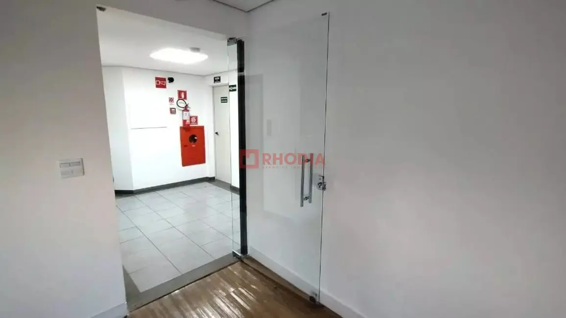 Sala Comercial à venda e para alugar, 133m2 em Vila Olímpia, São Paulo - SP - imagem 5 Foto 5 de Sala Comercial à venda e para alugar, 133m2 em Vila Olímpia, São Paulo - SP